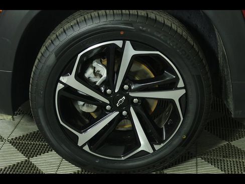 Used 2023 Chevrolet TrailBlazer RS w/ Sun and Liftgate Package AWD/4WD image 15