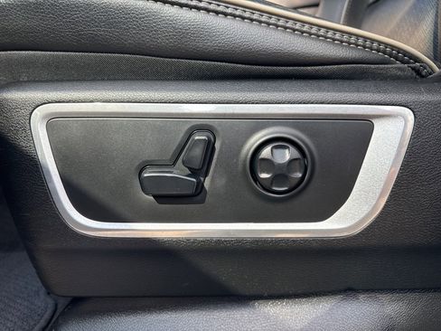 Used 2020 RAM 1500 Laramie w/ Sport Appearance Package image 32