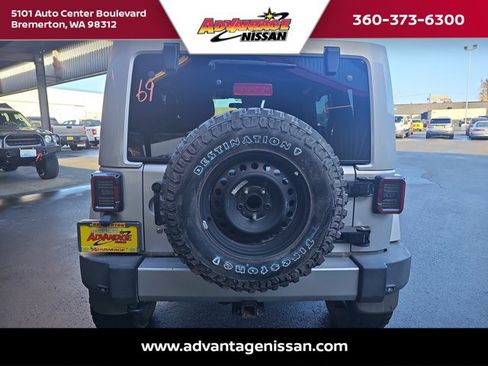 Used 2012 Jeep Wrangler Unlimited Sahara w/ Dual Top Group image 4