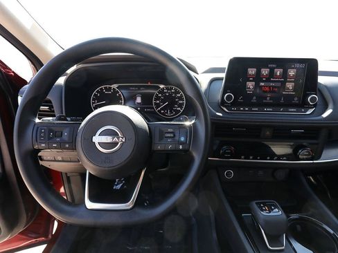 Used 2023 Nissan Rogue SV AWD/4WD image 13