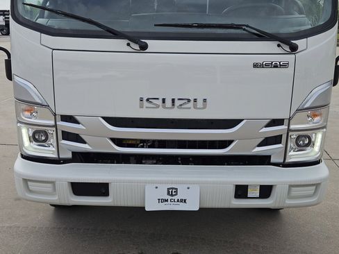 New 2026 Isuzu NPR RWD image 20