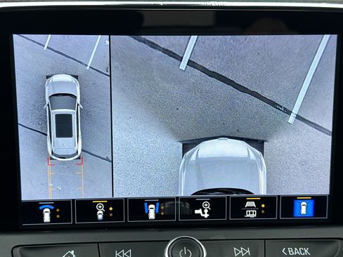 Used 2022 Chevrolet Blazer RS w/ Enhanced Convenience Package image 36