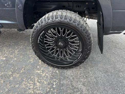 Used 2019 RAM 2500 Laramie AWD/4WD image 3