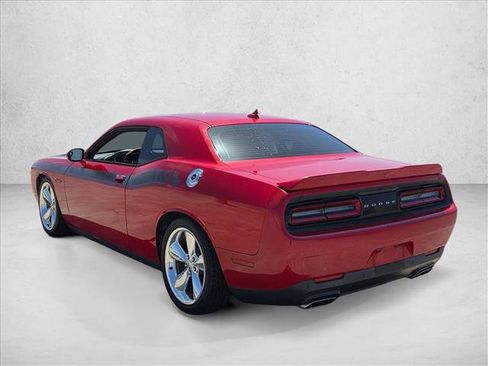 Used 2015 Dodge Challenger R/T Plus RWD image 7