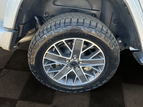 Used 2024 Jeep Wrangler High Altitude image 12