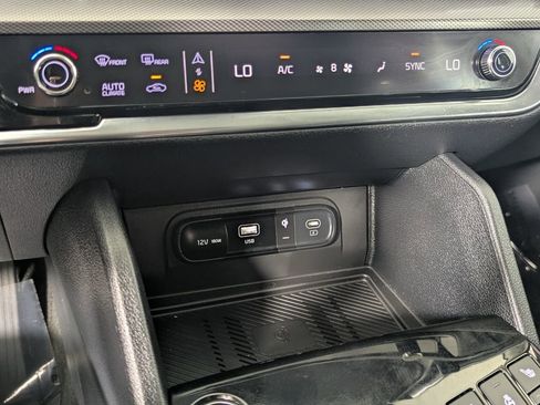 Used 2024 Kia Sportage SX FWD image 19