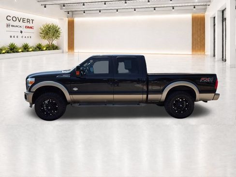 Used 2014 Ford F250 King Ranch w/ FX4 Off-Road Package AWD/4WD image 9