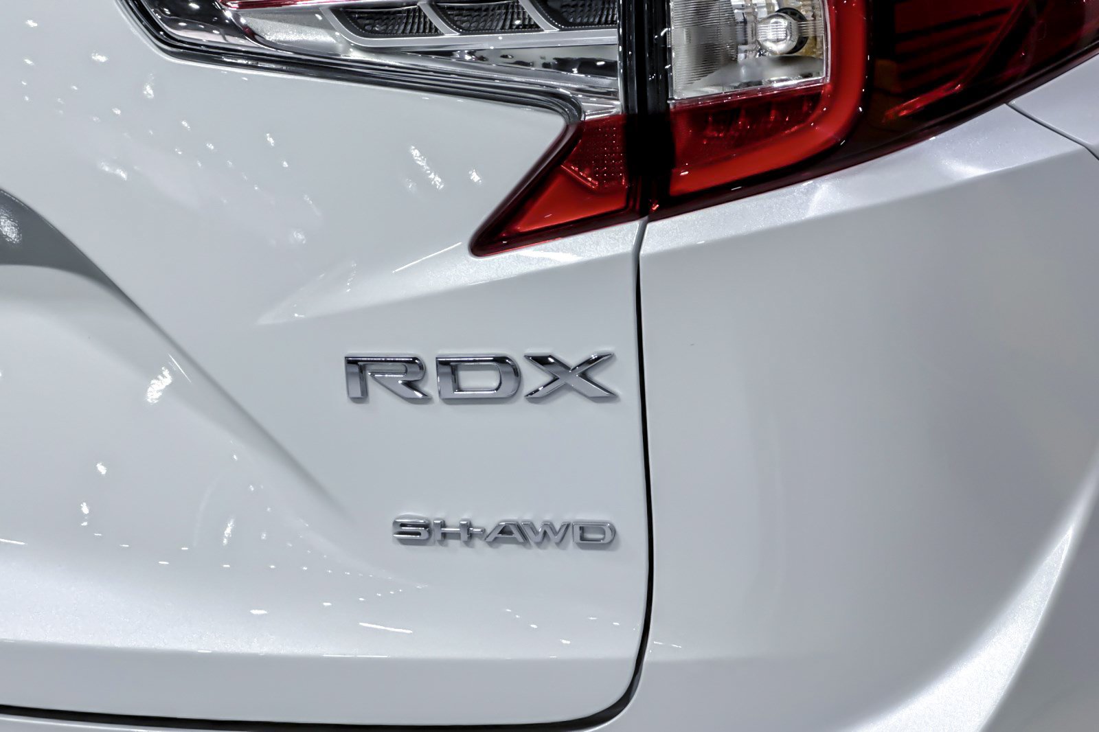 Used 2025 Acura RDX SH-AWD image 28