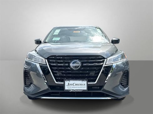 New 2025 Nissan Kicks Play S image 12