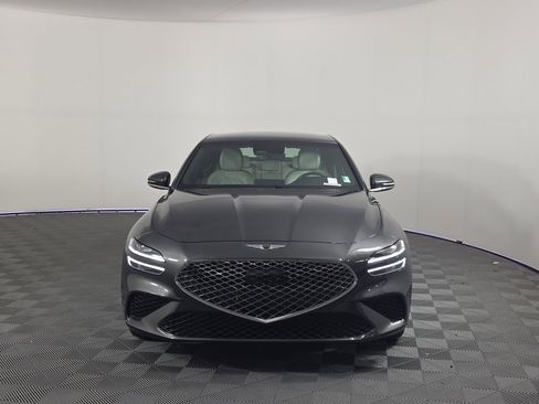 Used 2025 Genesis G70 2.5T RWD image 10