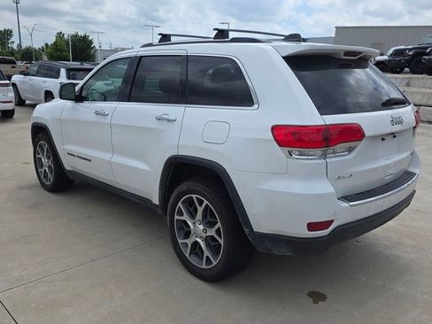 Used 2019 Jeep Grand Cherokee Limited AWD/4WD image 3