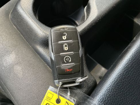 Used 2024 RAM 1500 Big Horn image 40