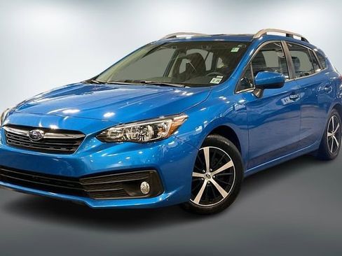 Used 2023 Subaru Impreza Premium image 3