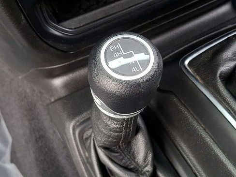 Used 2021 Jeep Wrangler Sport AWD/4WD image 23