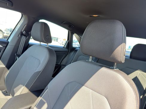 Used 2025 Volkswagen Jetta Sport image 24