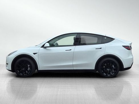Used 2023 Tesla Model Y Long Range AWD/4WD image 8