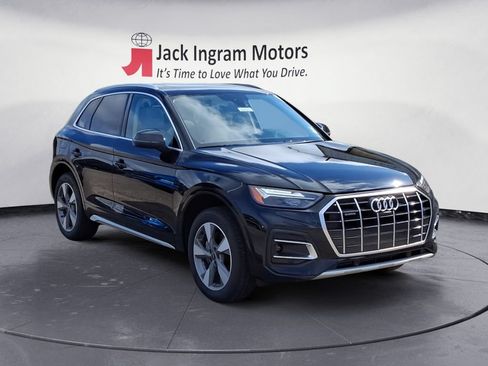 Used 2025 Audi Q5 2.0T Premium Plus w/ Premium Plus Package AWD/4WD image 7