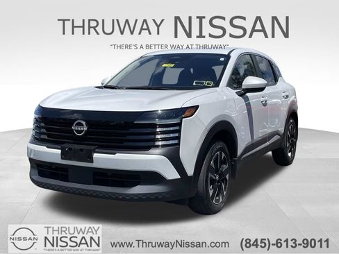 Certified 2025 Nissan Kicks SV AWD/4WD image 1