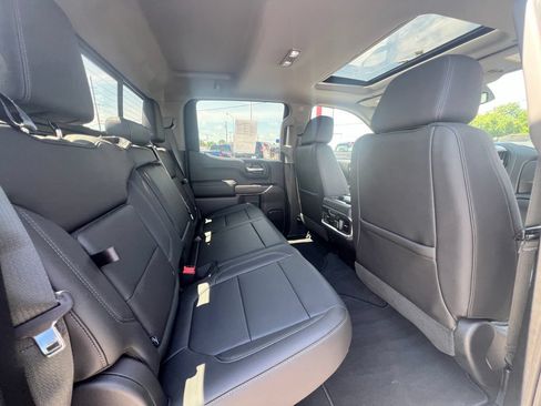 Used 2019 GMC Sierra 1500 SLT w/ SLT Premium Package AWD/4WD image 44