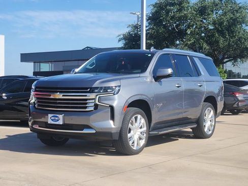 Certified 2022 Chevrolet Tahoe High Country RWD image 2