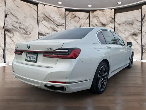 Used 2020 BMW 750i xDrive w/ Autobahn Package AWD/4WD image 6