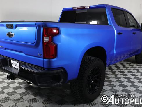 Used 2025 Chevrolet Silverado 1500 LT Trail Boss w/ LT Trail Boss Premium Package AWD/4WD image 5