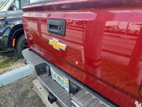 Used 2018 Chevrolet Silverado 1500 LTZ w/ LTZ Plus Package RWD image 20