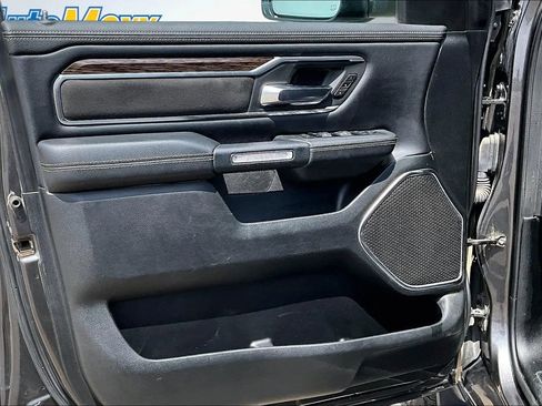 Used 2019 RAM 1500 Laramie AWD/4WD image 21