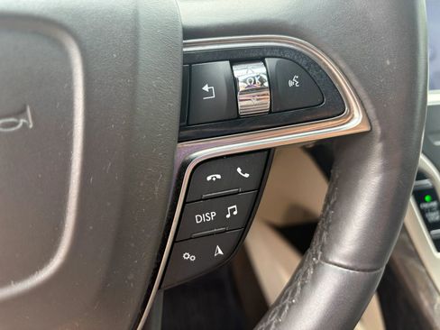 Used 2020 Lincoln Nautilus Reserve w/ Equipment Group 201A AWD/4WD image 35