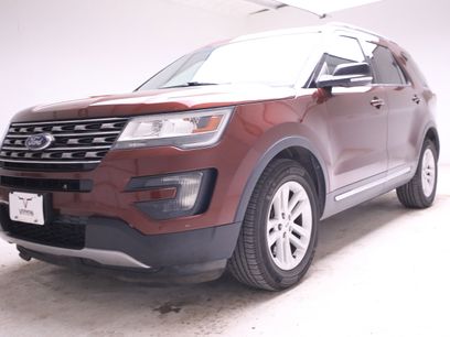 Used 2016 Ford Explorer XLT w/ Equipment Group 202A