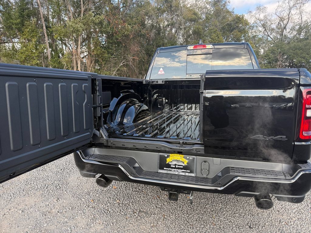 New 2025 RAM 1500 Big Horn AWD/4WD image 31