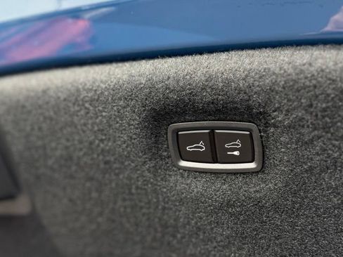 New 2026 Porsche Taycan AWD/4WD image 44