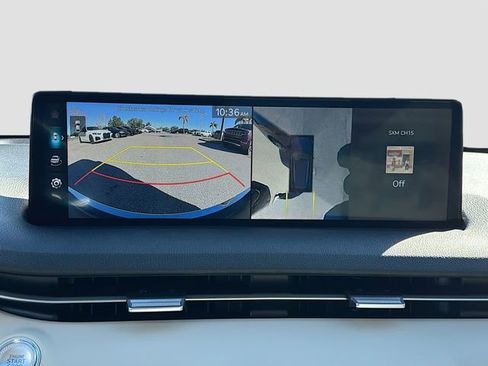 Used 2025 Genesis GV70 2.5T w/ Advanced Package image 32