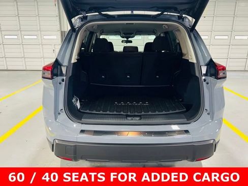New 2026 Nissan Rogue SV FWD image 8