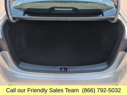 Used 2023 Toyota Corolla LE FWD image 22