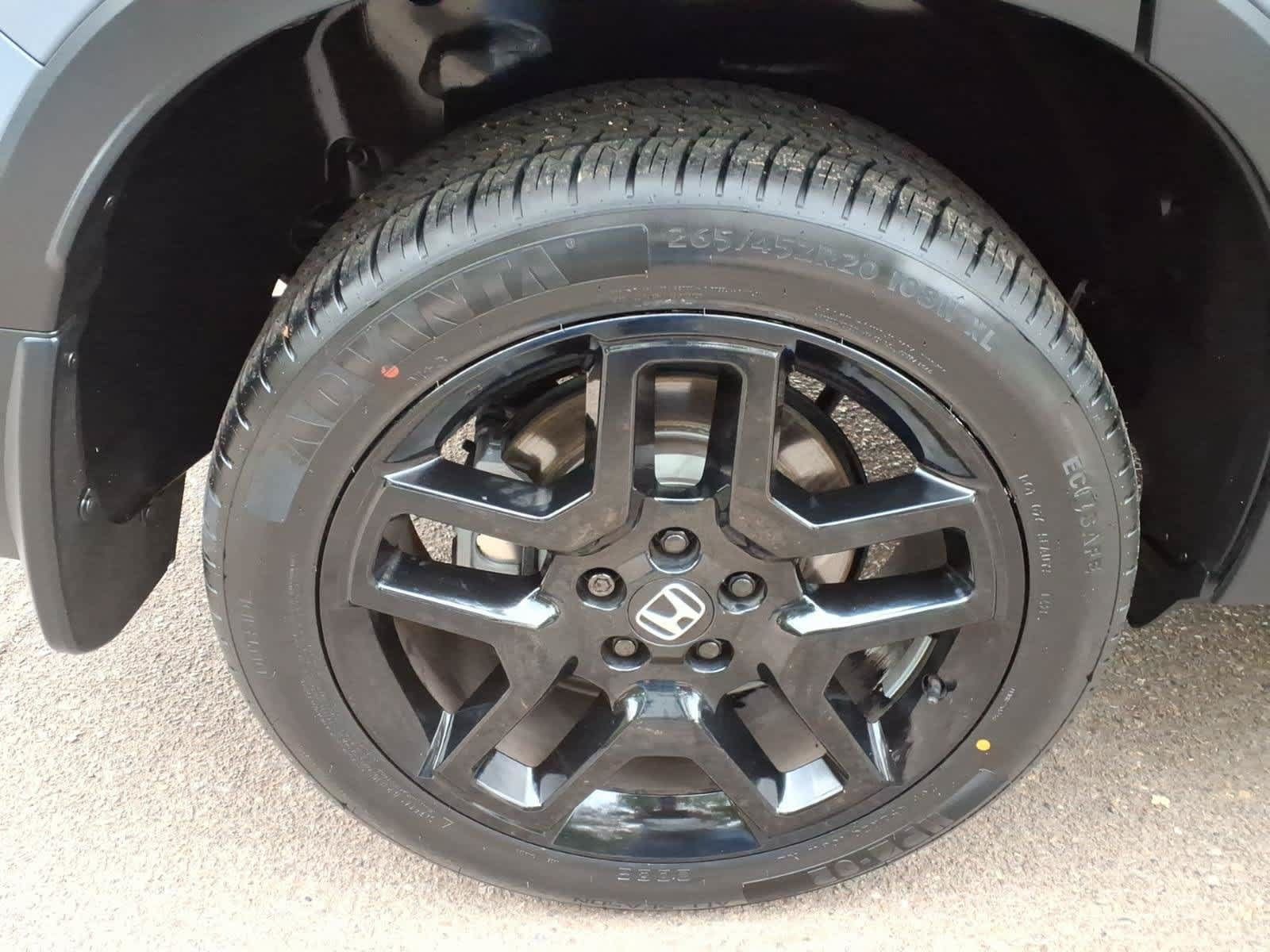 Used 2024 Honda Passport Black Edition image 8
