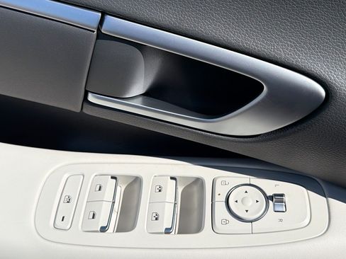 Certified 2024 Hyundai Sonata SEL FWD image 16
