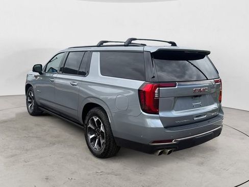 Used 2025 GMC Yukon XL AT4 Ultimate AWD/4WD image 3