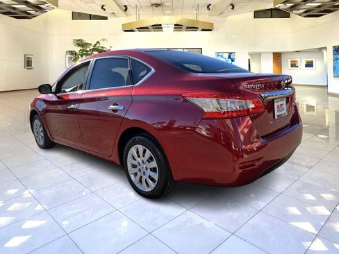 Used 2014 Nissan Sentra S image 5