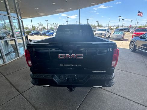 Used 2022 GMC Sierra 1500 Elevation AWD/4WD image 5