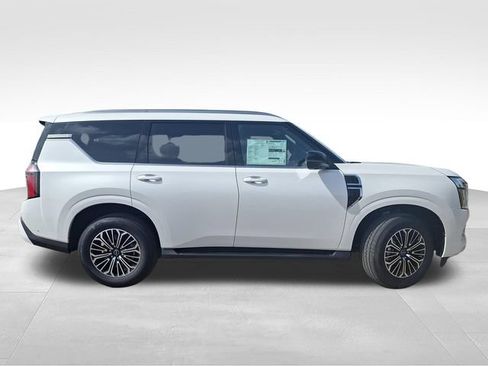 New 2026 Nissan Armada SL w/ Captain's Chari Seat Package AWD/4WD image 8