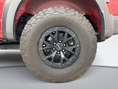 Used 2023 Ford F150 Raptor w/ Raptor 37 Performance Package AWD/4WD image 27