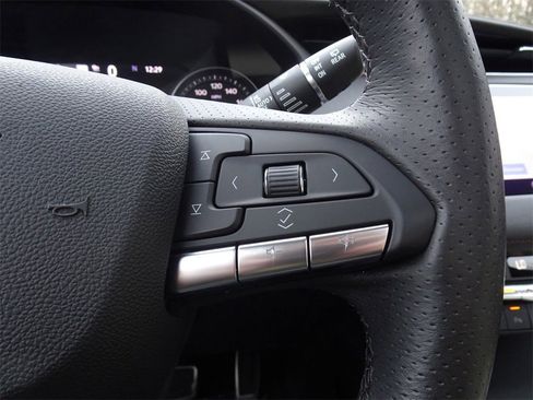 Certified 2023 Cadillac XT4 Sport image 23