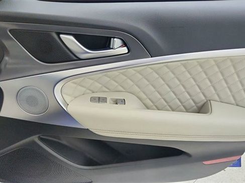 Used 2025 Genesis G70 3.3T Advanced w/ Sport Prestige Package image 24