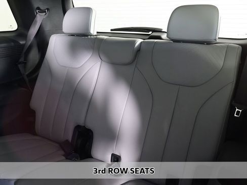 Used 2025 Hyundai Palisade SEL AWD/4WD image 8