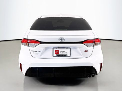 Certified 2023 Toyota Corolla SE w/ SE Premium Package FWD image 7