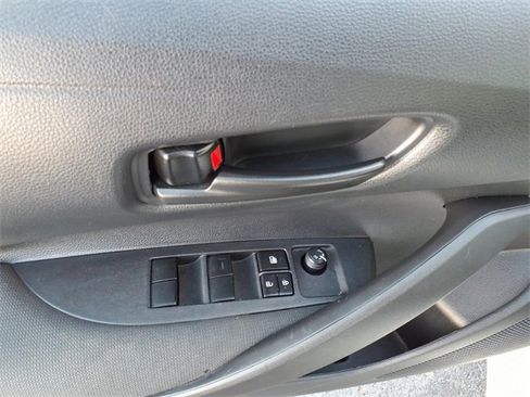 Used 2024 Toyota Corolla LE image 13