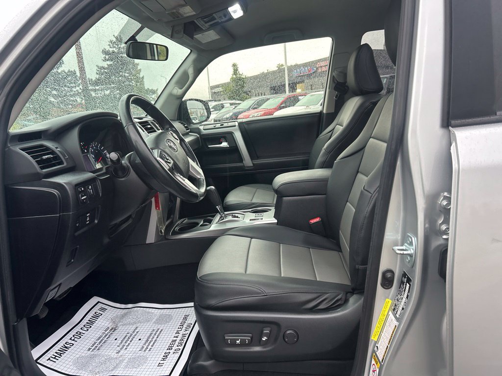 Used 2016 Toyota 4Runner SR5 RWD image 23