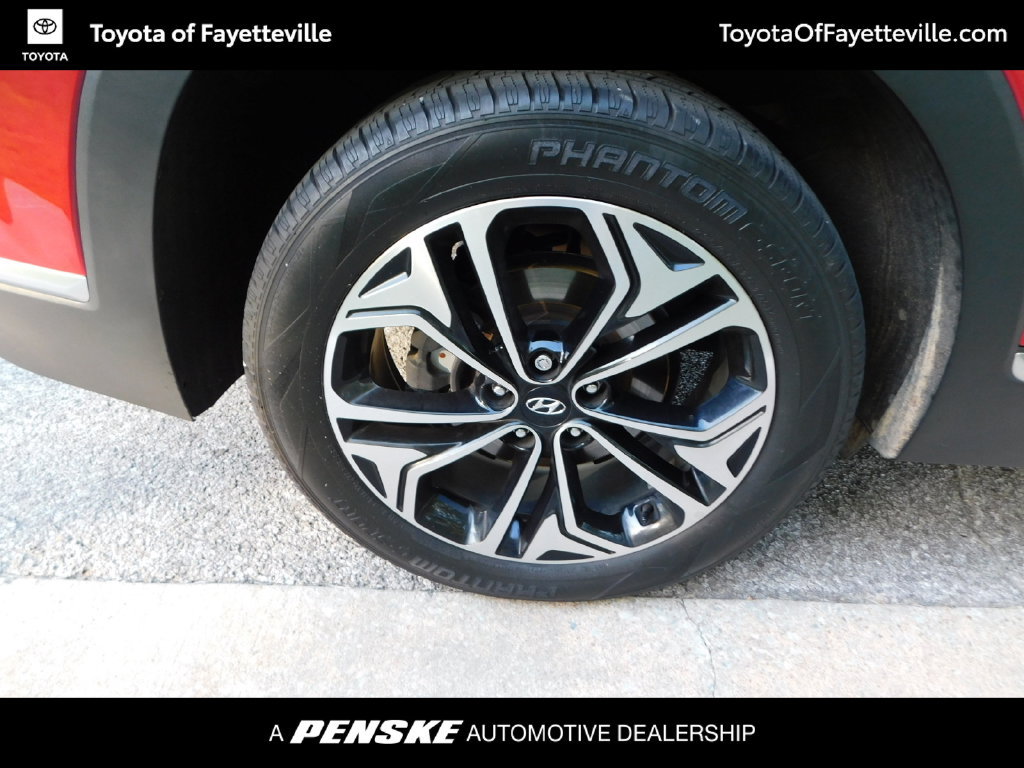 Used 2020 Hyundai Santa Fe SEL FWD image 7