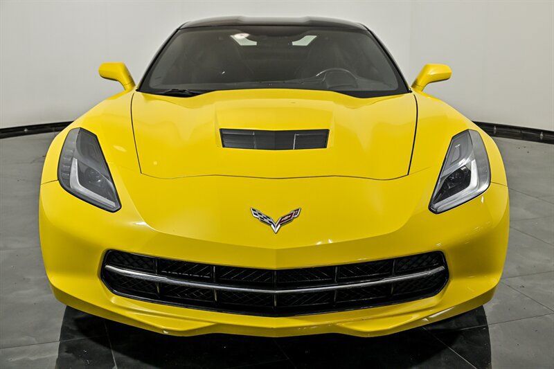 Used 2014 Chevrolet Corvette Stingray Coupe w/ 3LT Preferred Equipment Group RWD image 4